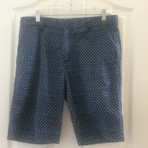 FINAL MARKDOWN Men’s retrofit shorts 32